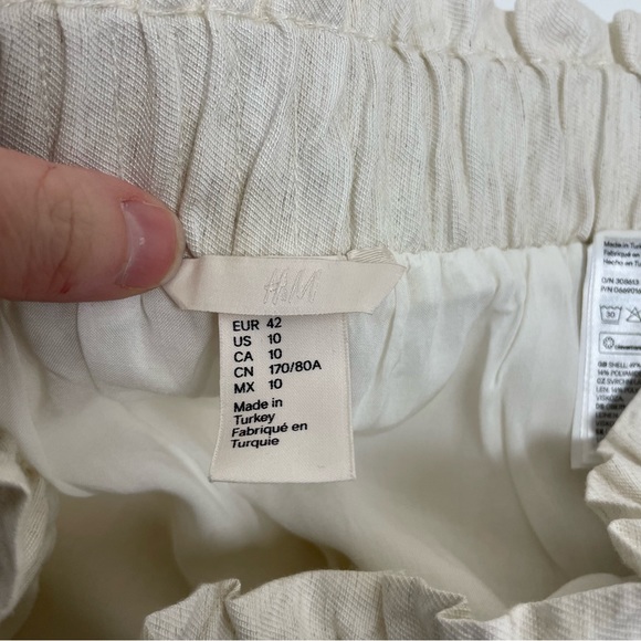 H&M Shorts Womens Sz 10 Paperbag Linen High Rise Lightweight Pull on Beige - Picture 8 of 8